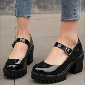 BRAND NEW GBG LOS ANGELES GGCARLISA-R CHUNKY HEELED MARY-JANE STYLE PUMP